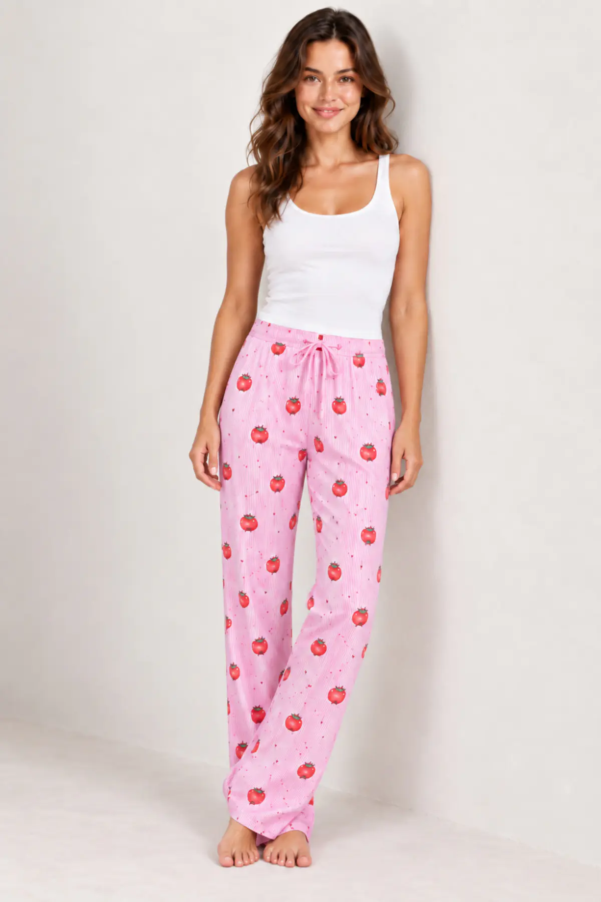 Kadın Çizgili Bluz Desenli Askılı Beyaz Pijama Takımı
