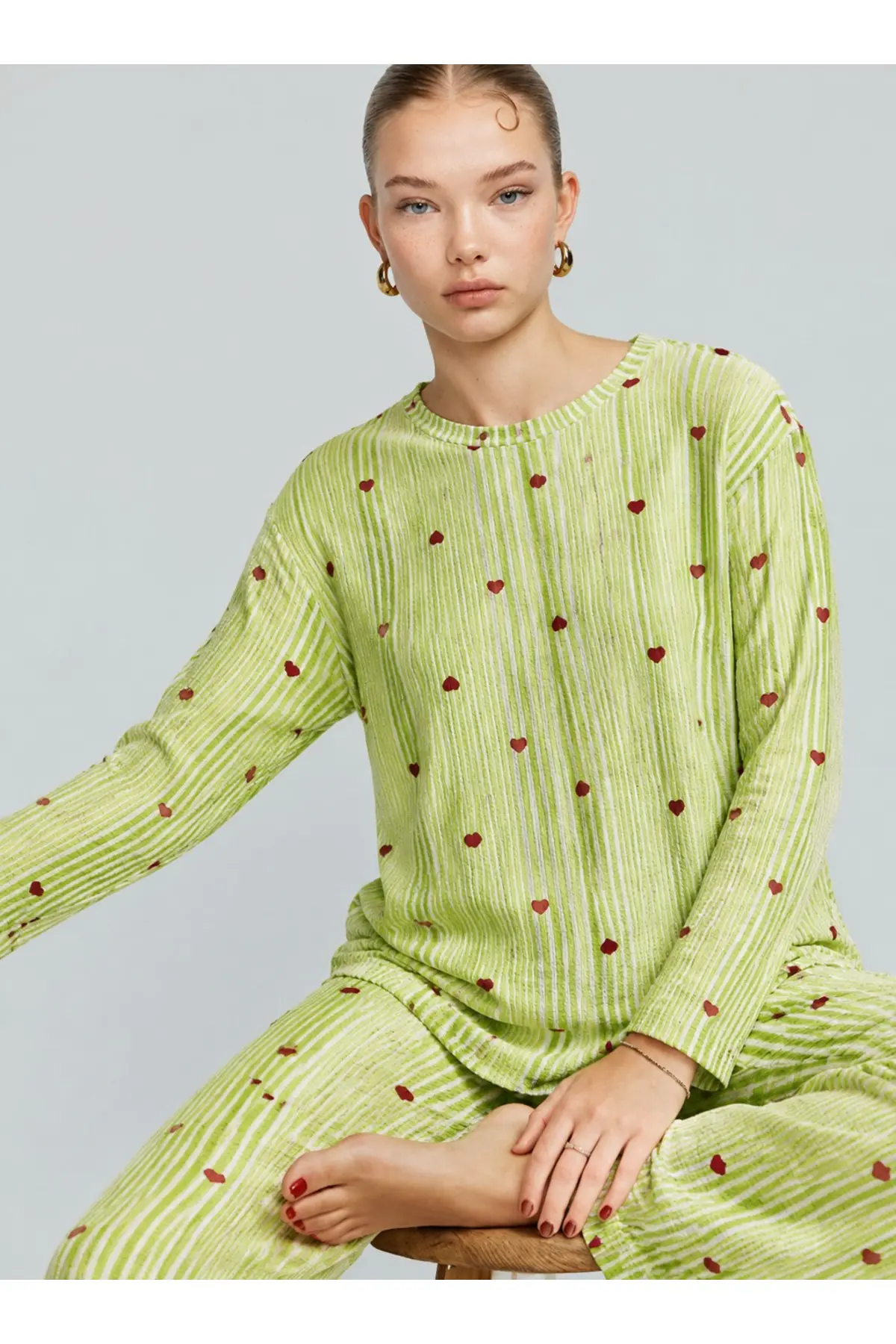 Kadın Çizgili Kalp Desenli Uzun Yeşil Pijama Takımı