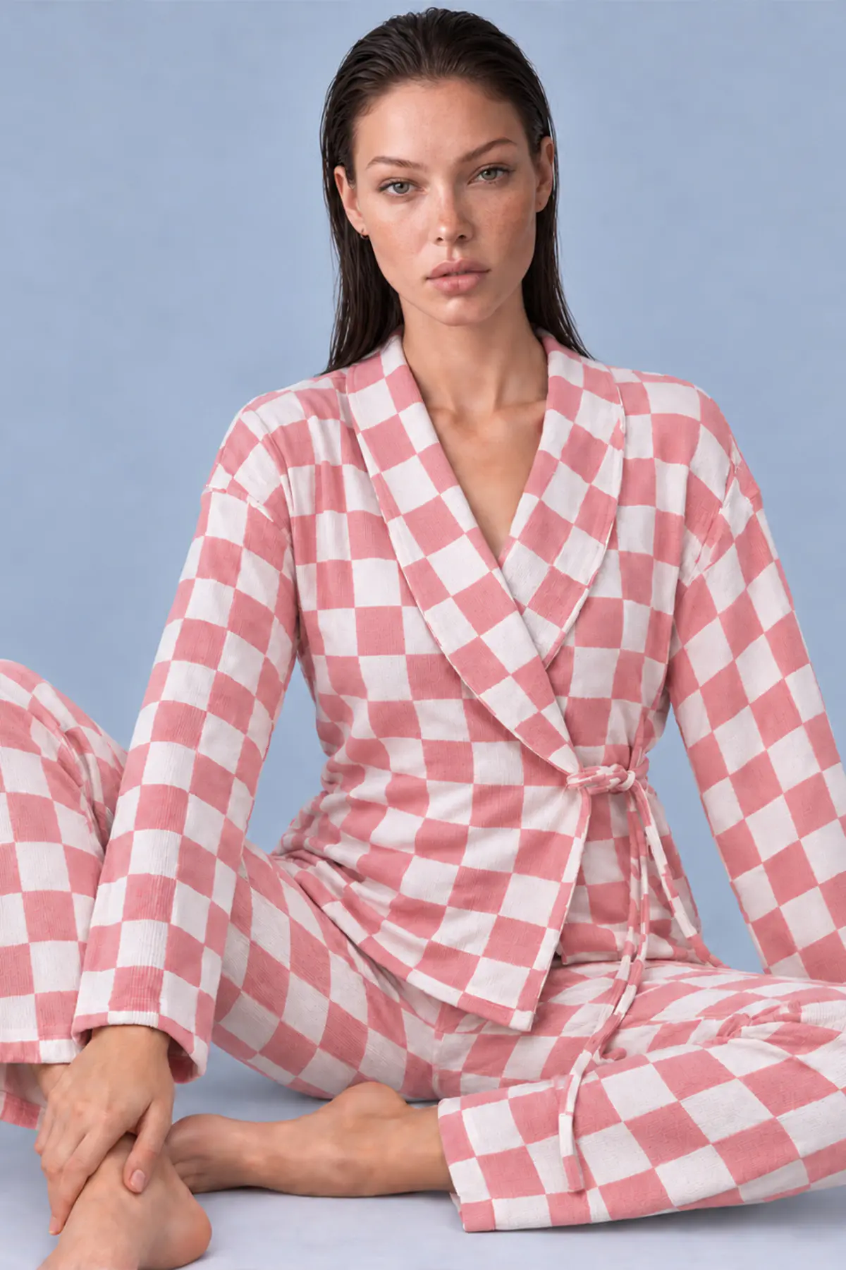 Kadın Kruvaze Yaka Kareli Beli Kuşaklı Pembe Pijama Takımı 4785