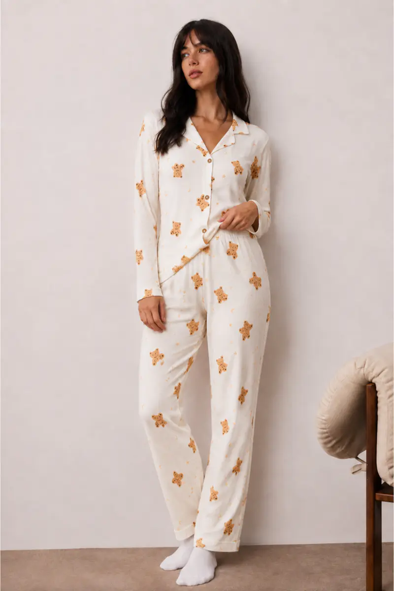Kadın Uzun Kollu Düğmeli Alt Üst Uyku Beyaz Pijama Takımı