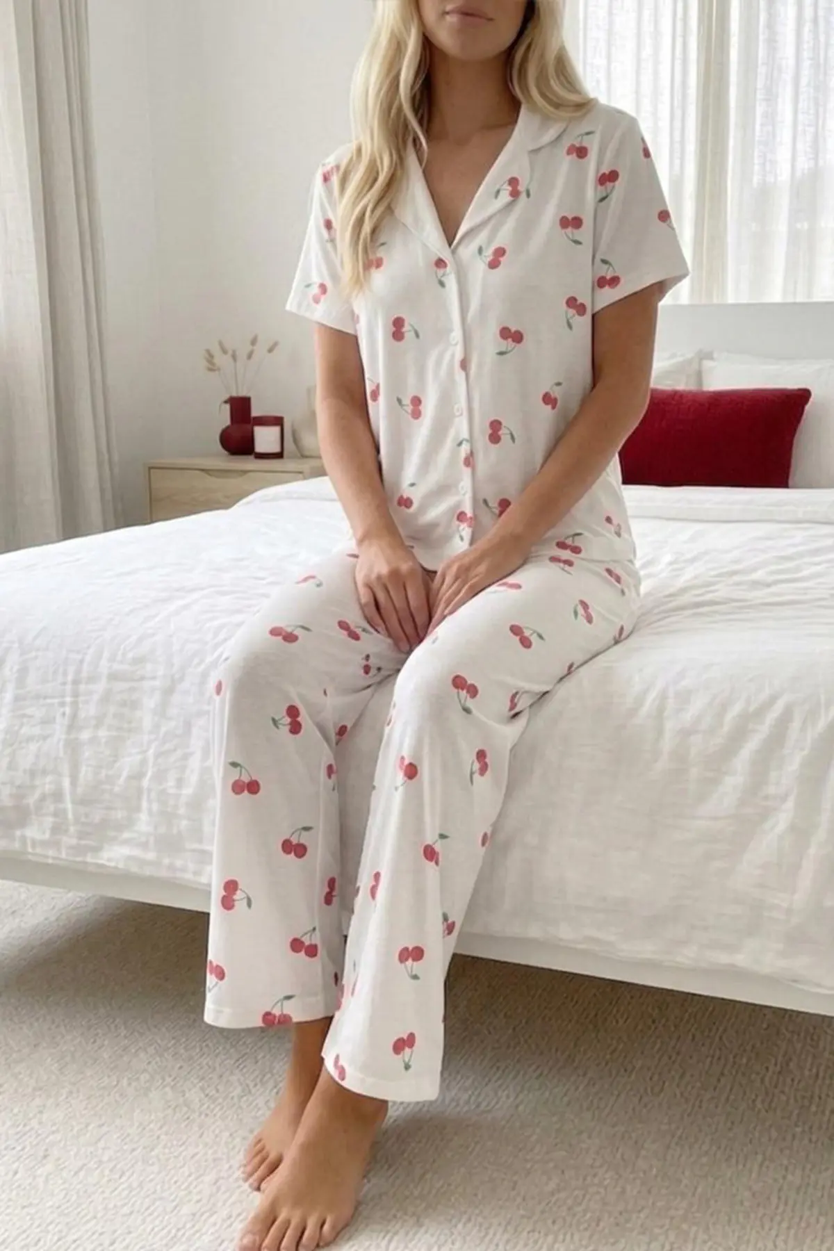 Kiraz Desenli Düğmeli Kısa Kollu Pijama Takımı 4589 Beyaz