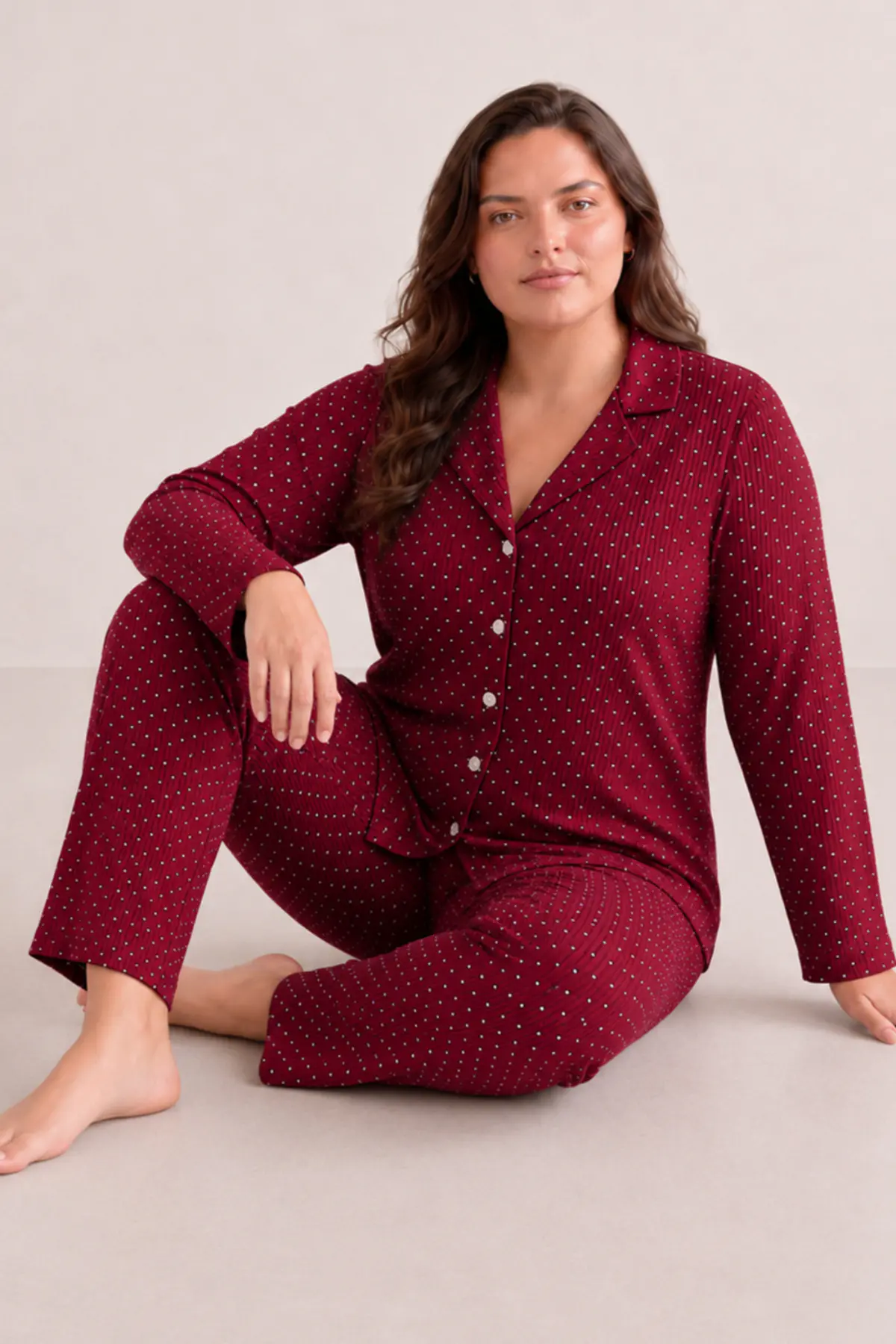 Kadın Rahat Puantiyeli Düğmeli Kırmızı Pijama Takımı 824