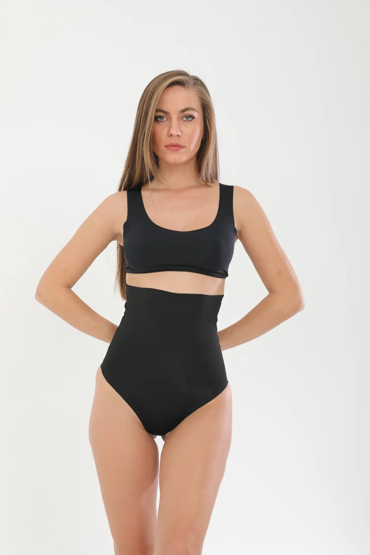 Lazer Kesim Silikonlu Slip Korse 4402 Siyah