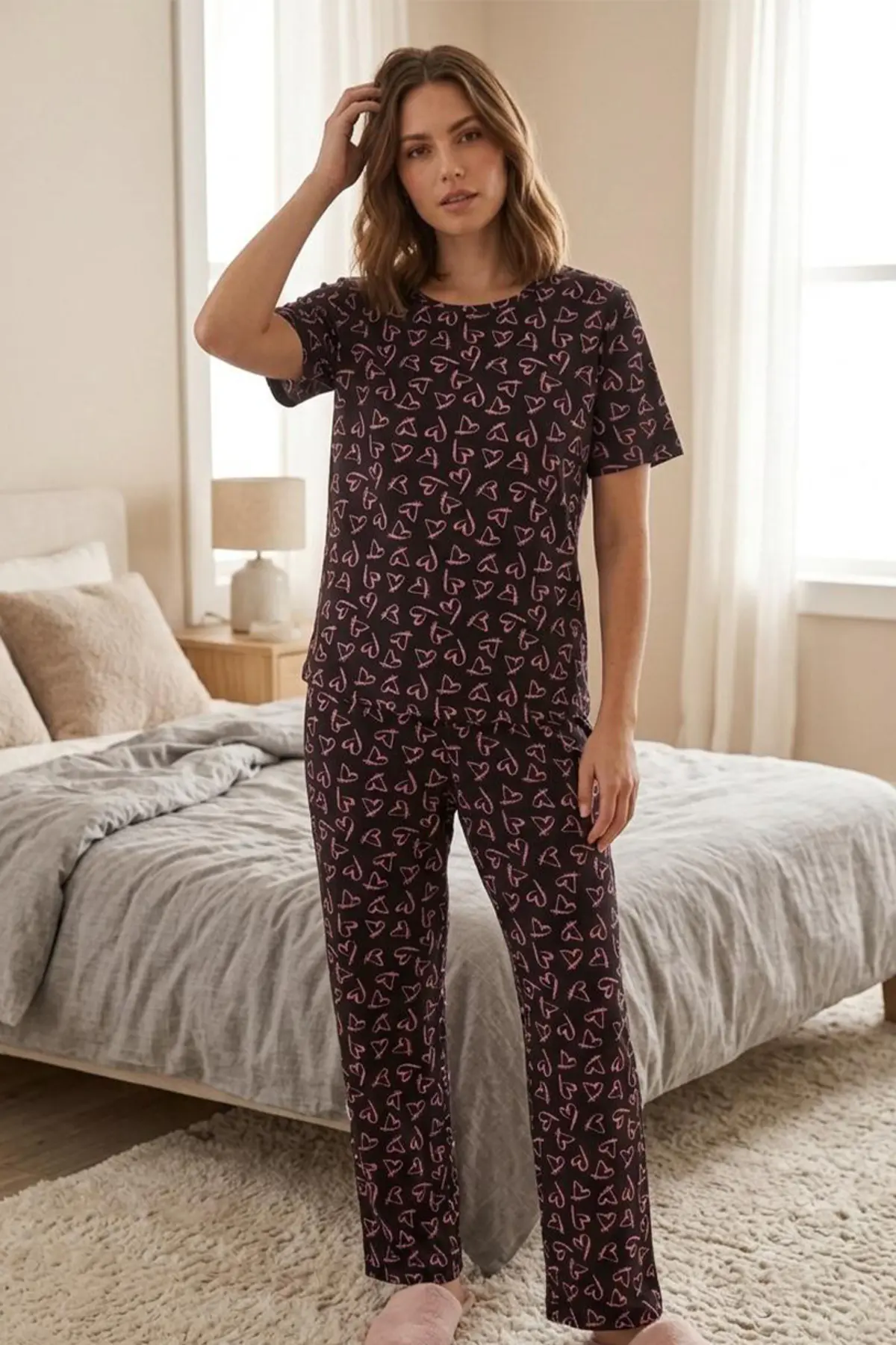 Siyah Kalp Desenli Kısa Kollu Pijama Takımı 4595