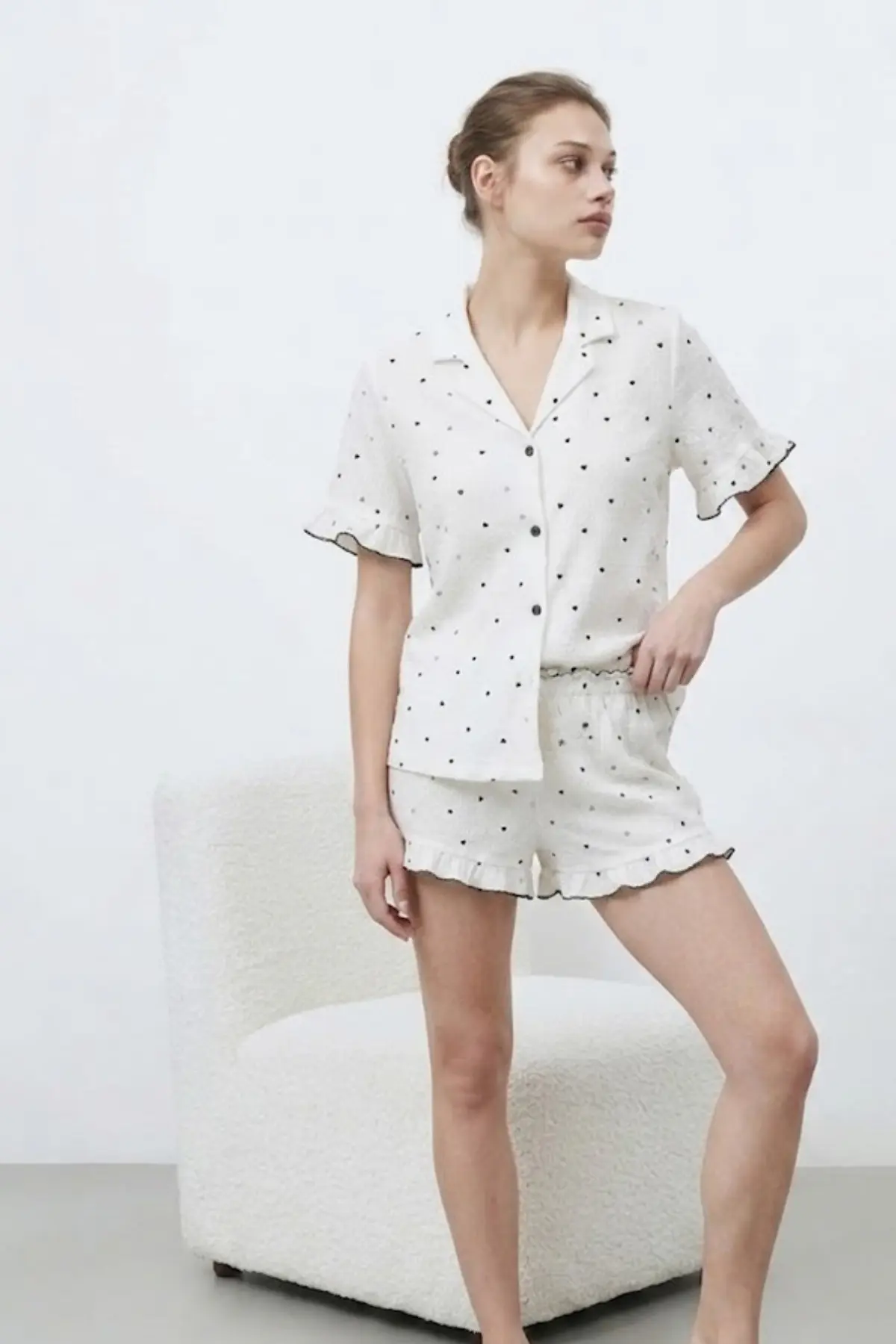Kadın Premium Fırfırlı Beyaz Pijama Takımı