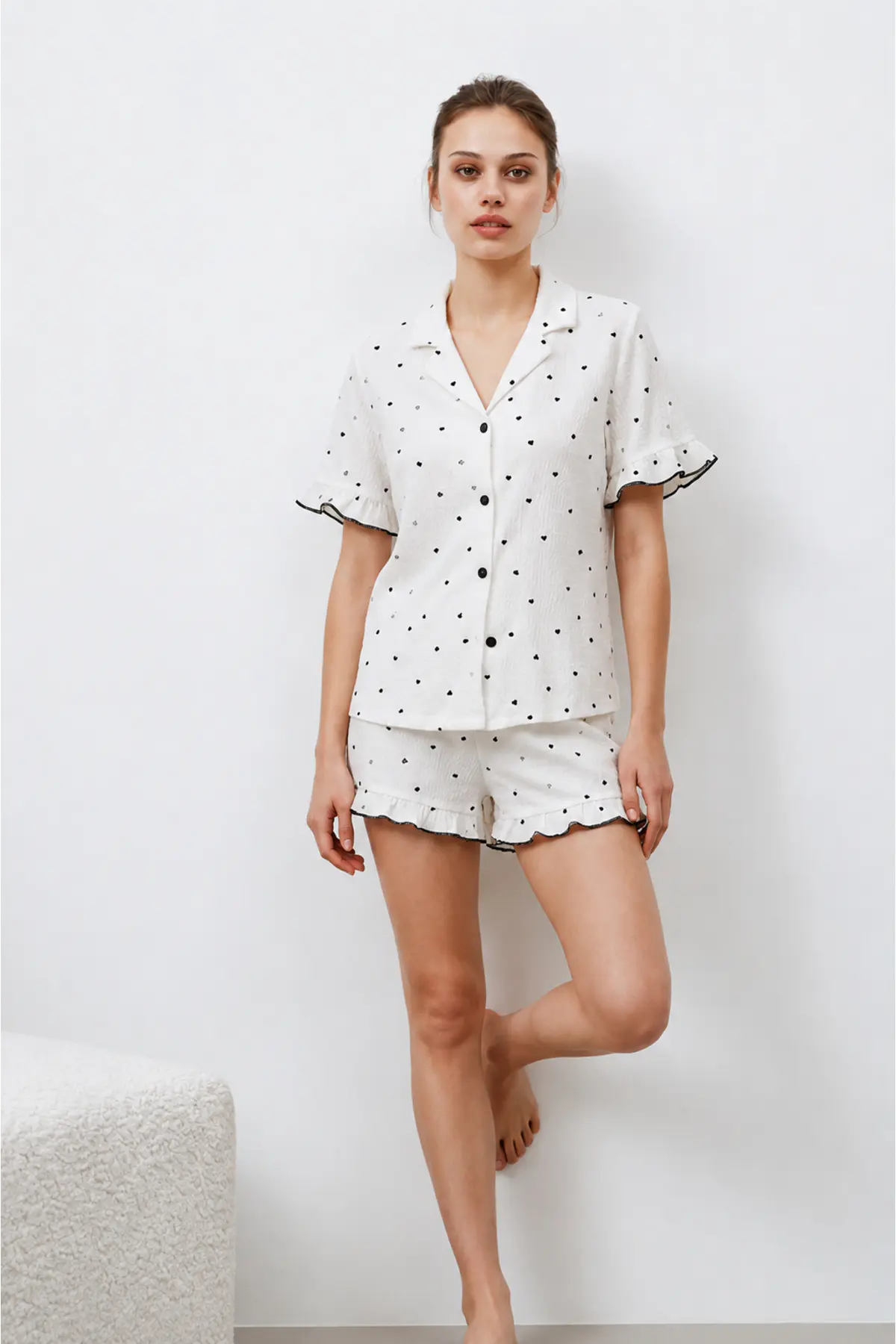 Kadın Premium Fırfırlı Beyaz Pijama Takımı