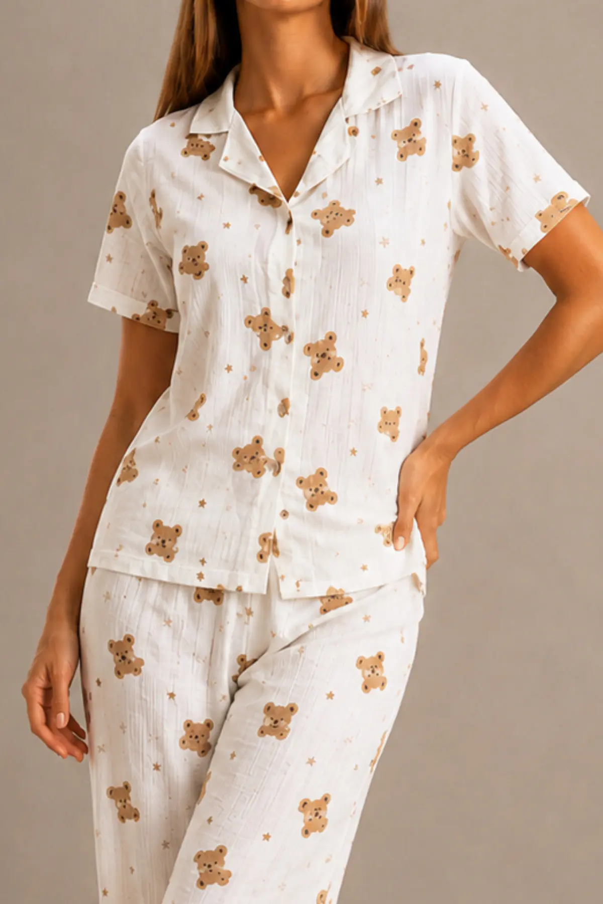 Kadın Kısa Kol Rahat Kalıp Şık Kırık Beyaz Pijama Takımı