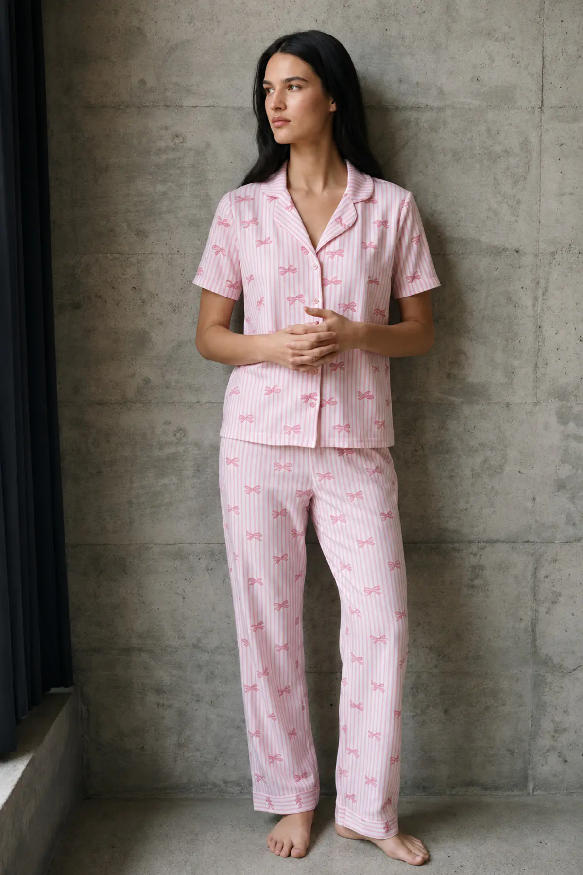 V Yaka Düğmeli Casual Pembe Pijama Takımı